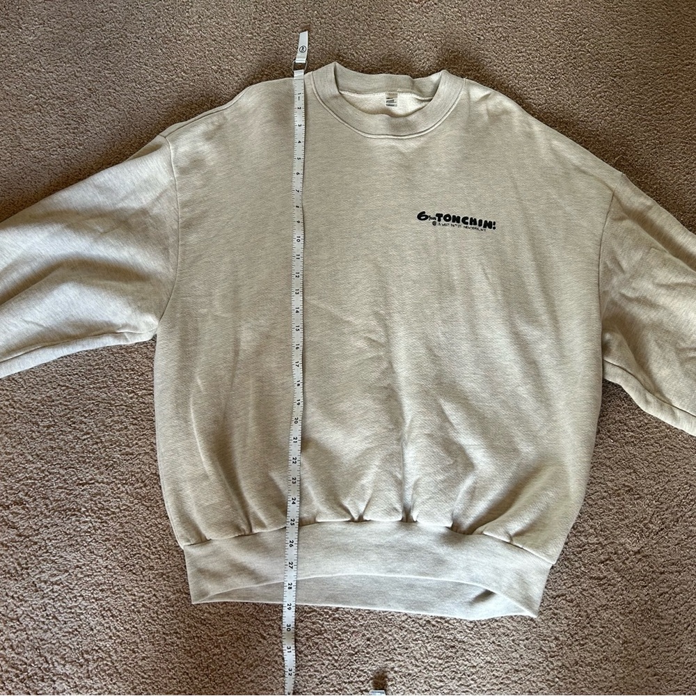 NYC’s Iconic Tonchin Ramen House Oversized Graphic Sweatshirt in Large - Picture 11 of 15